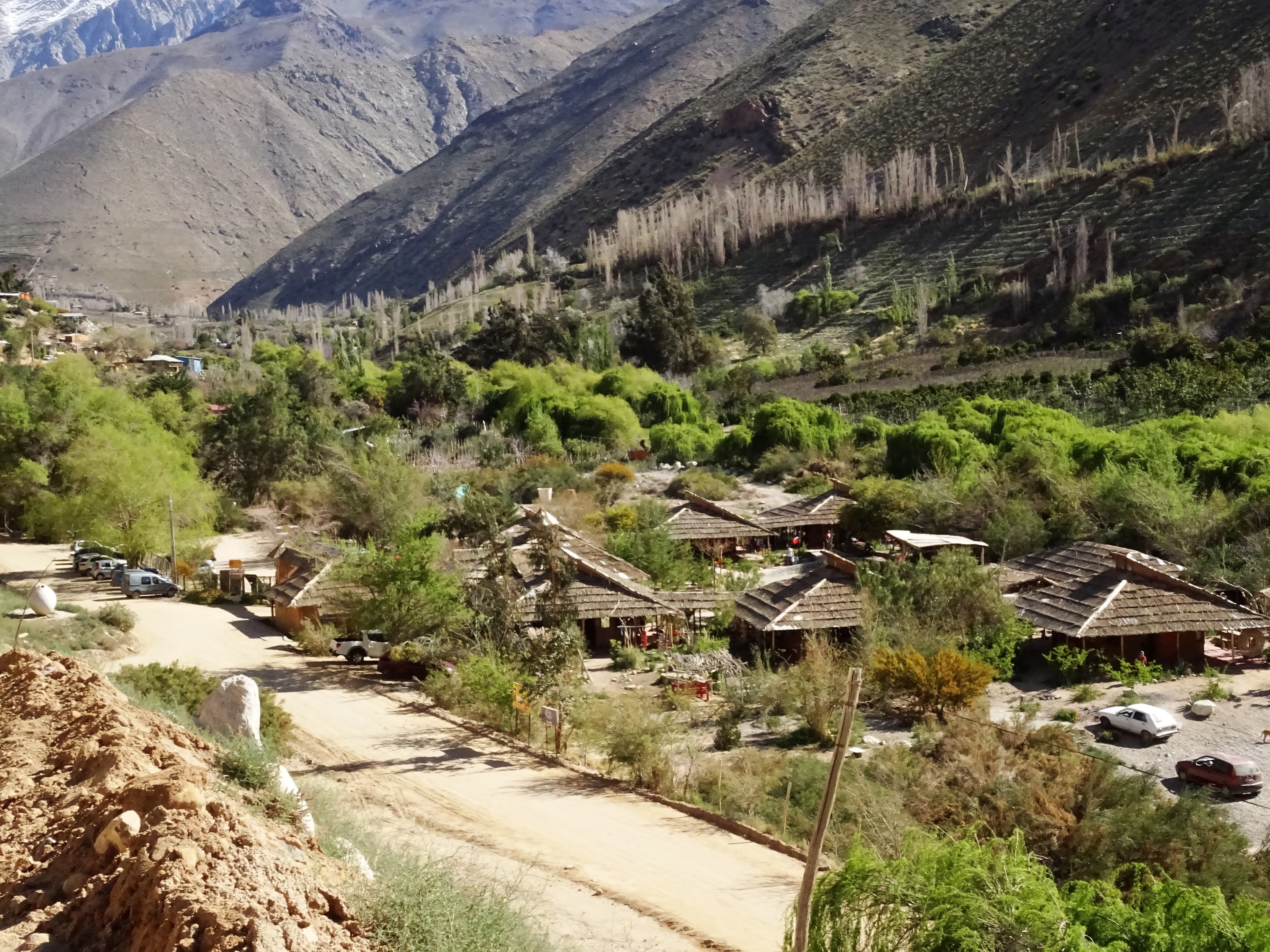 The pretty artisan town Horcon is in the middle of desert valley