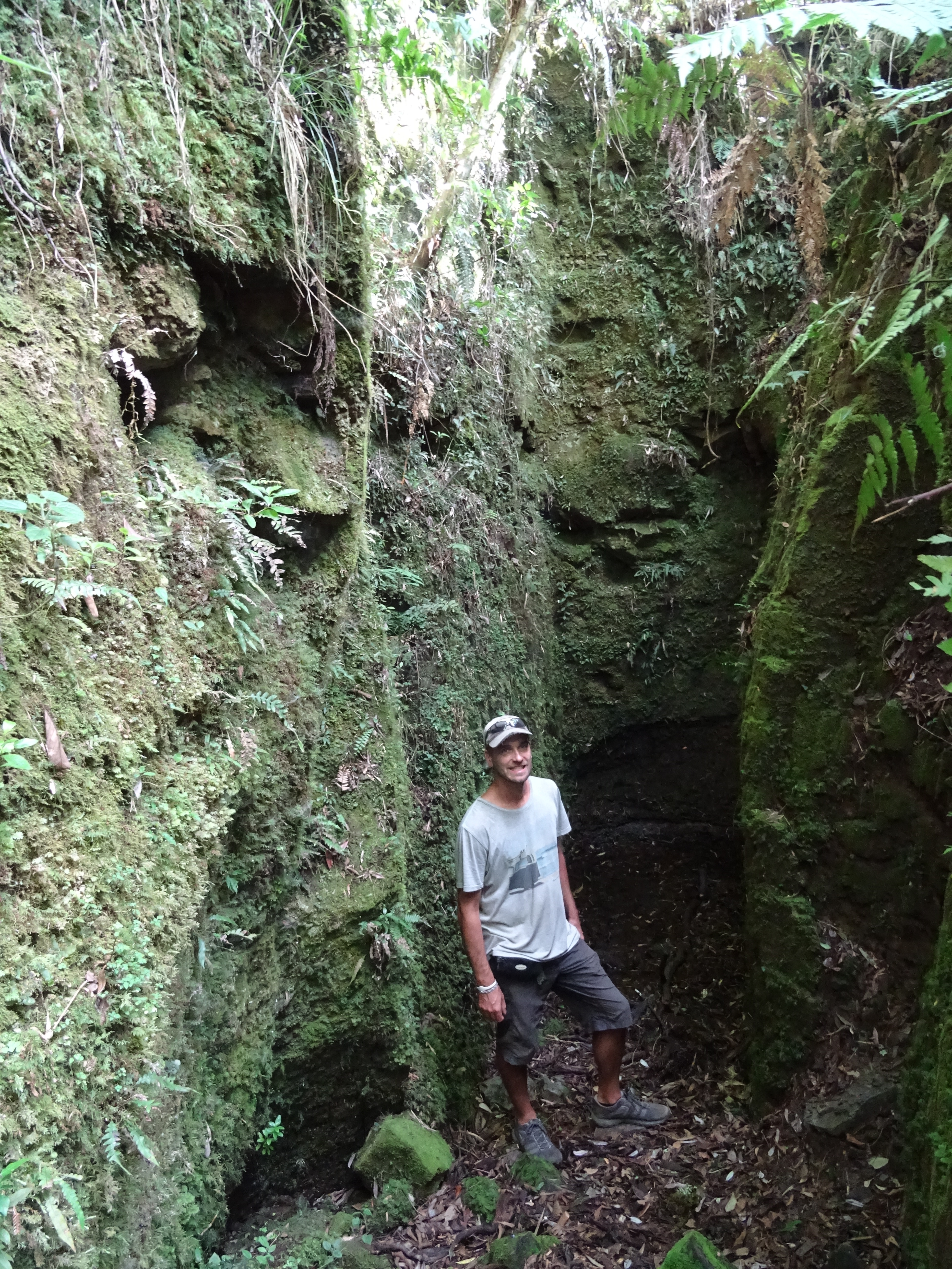 Caverna Rio dos Bugres